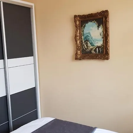 Casa Frumoasa Apartamento